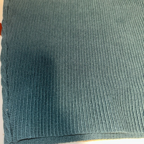 Aritzia Full Length Criss Cross Tank - Picture 3 of 4